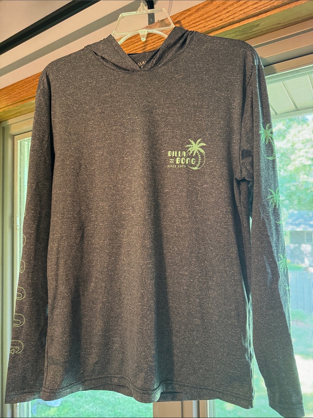 Billabong Heathered Blue-Gray UPF50+ Hoodie with Mint Palm Logo